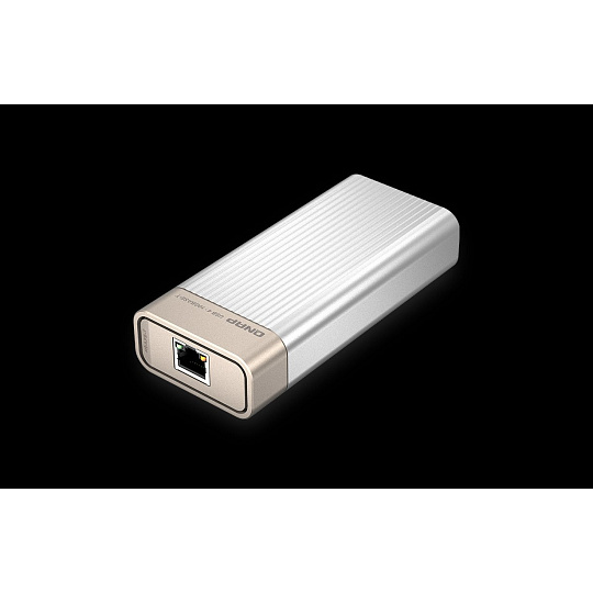 USB 4 Type-C to 10GBASE-T RJ45 Network Adapter, Compatible with USB 4 and Thunderbolt™ 3/4 Ports USB 4 Type-C to 10GBASE-T RJ45 Network Adapter, Compatible with USB 4 and Thunderbolt™ 3/4 Ports