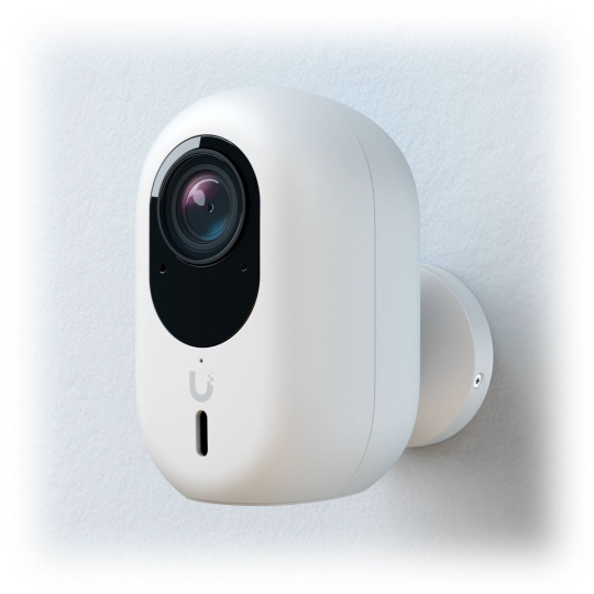 Ubiquiti Plug-and-play, 4K WiFi-connected camera with a 1/1.8" 8MP image sensor, Multi-TOPS AI Engine, and two-way audio